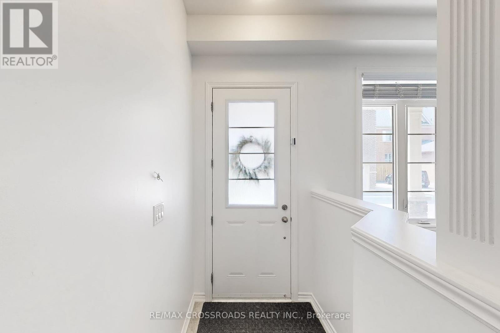 11 Cornelius Lane, Ajax, Ontario  L1T 0P8 - Photo 18 - E12333802