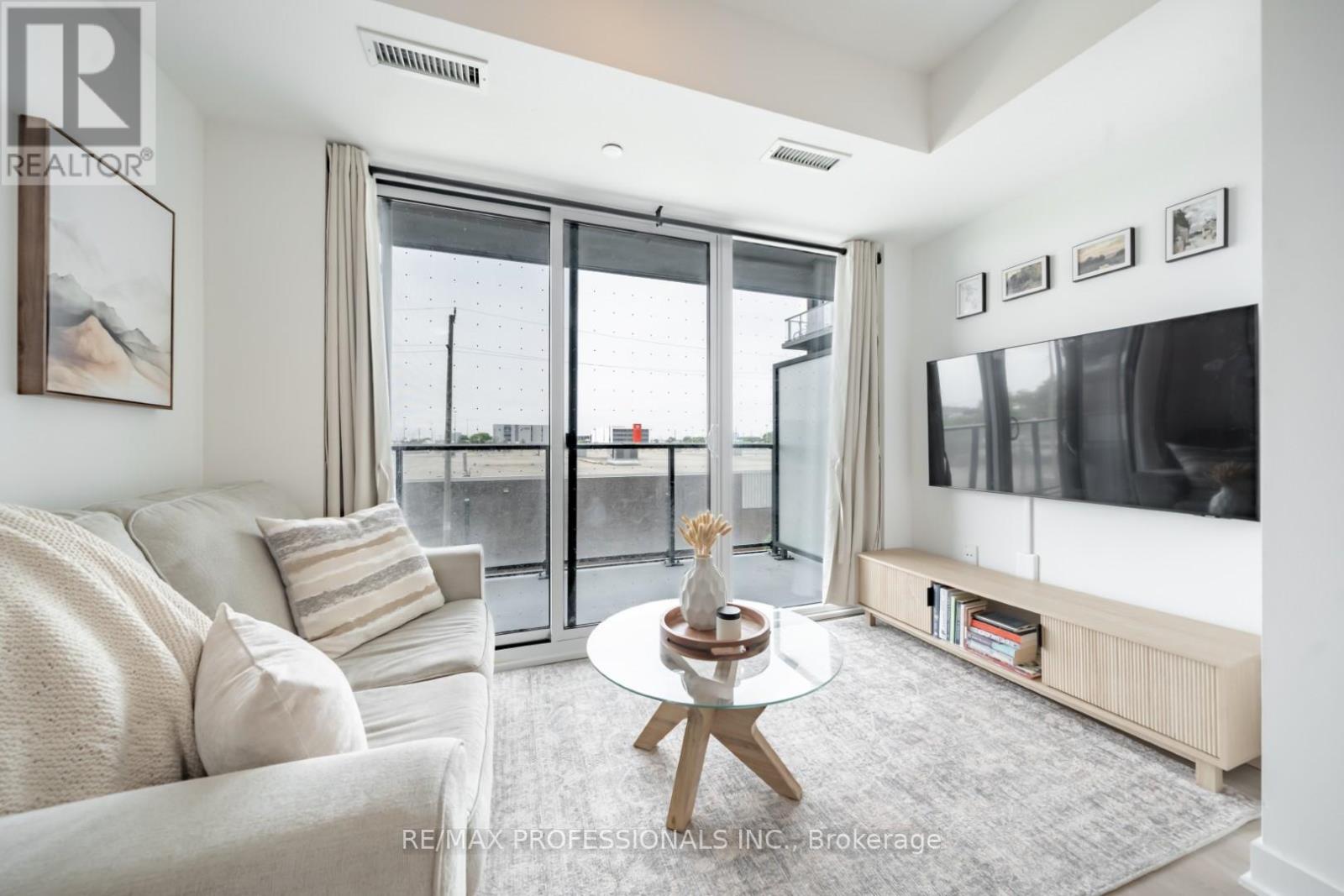 305 - 36 Zorra Street, Toronto, Ontario  M8Z 0G5 - Photo 6 - W12352194