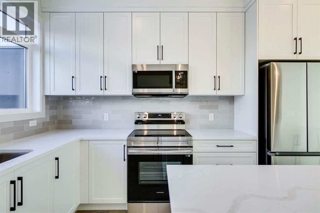 85 Royal Elm Green Nw, Calgary, Alberta  T3G 0G8 - Photo 10 - A2246857