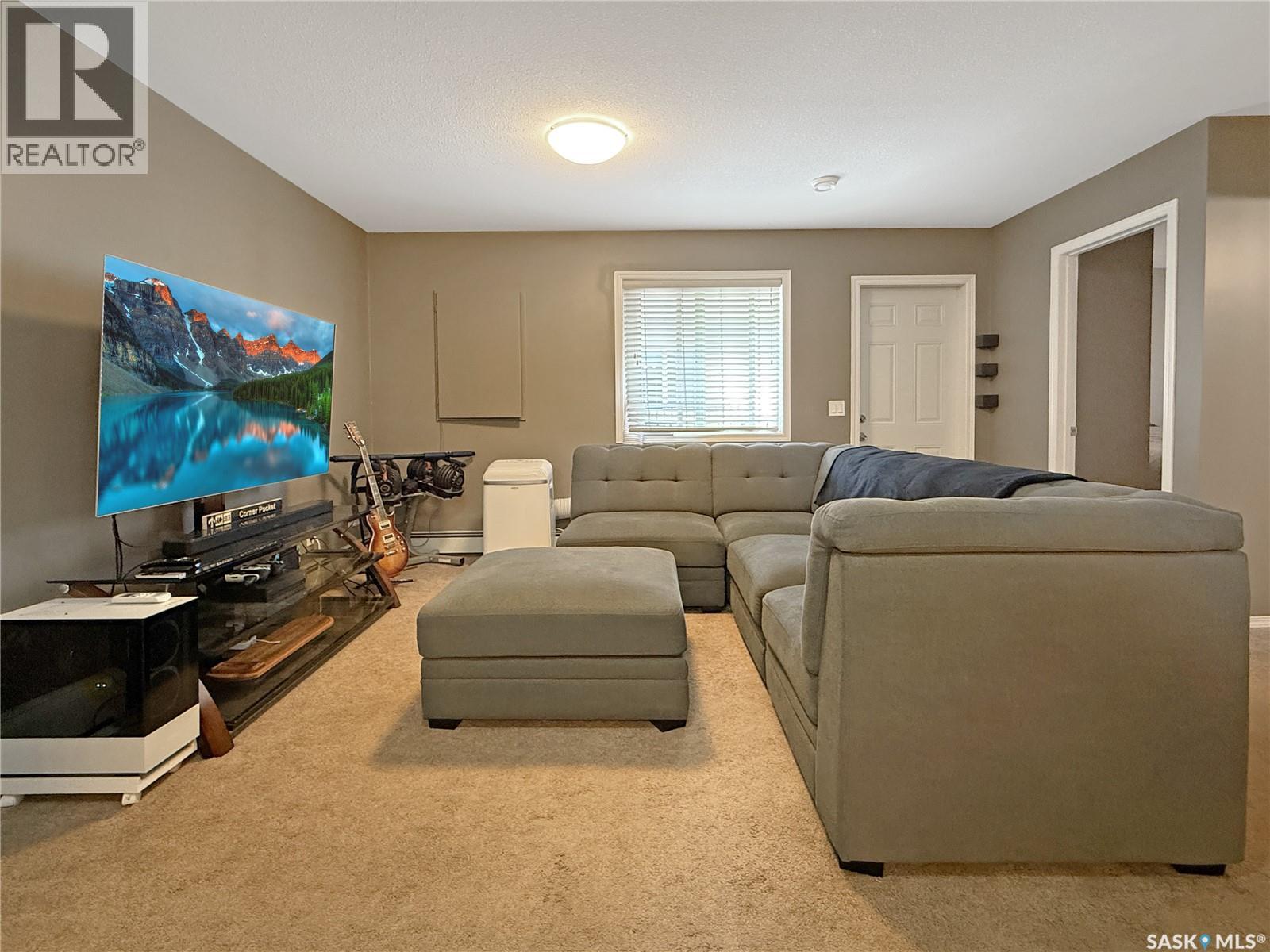 214 825 Gladstone Street E, Swift Current, Saskatchewan  S9H 5P1 - Photo 4 - SK015964