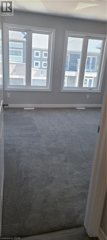 Property at 17 RENFREW Trail image 5