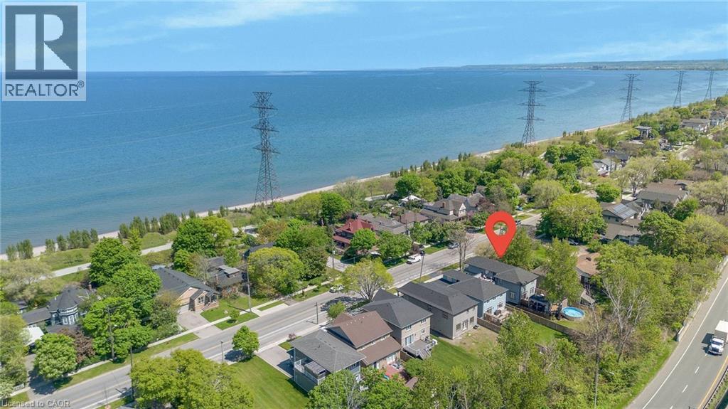 958 Beach Boulevard, Hamilton, Ontario  L8H 6Z4 - Photo 2 - 40737352