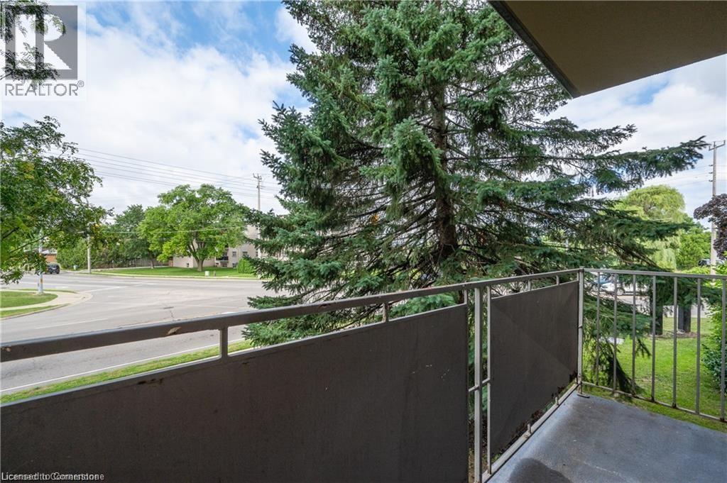 283 Fairway Road N Unit# 101, Kitchener, Ontario  N2A 2P1 - Photo 11 - 40760317