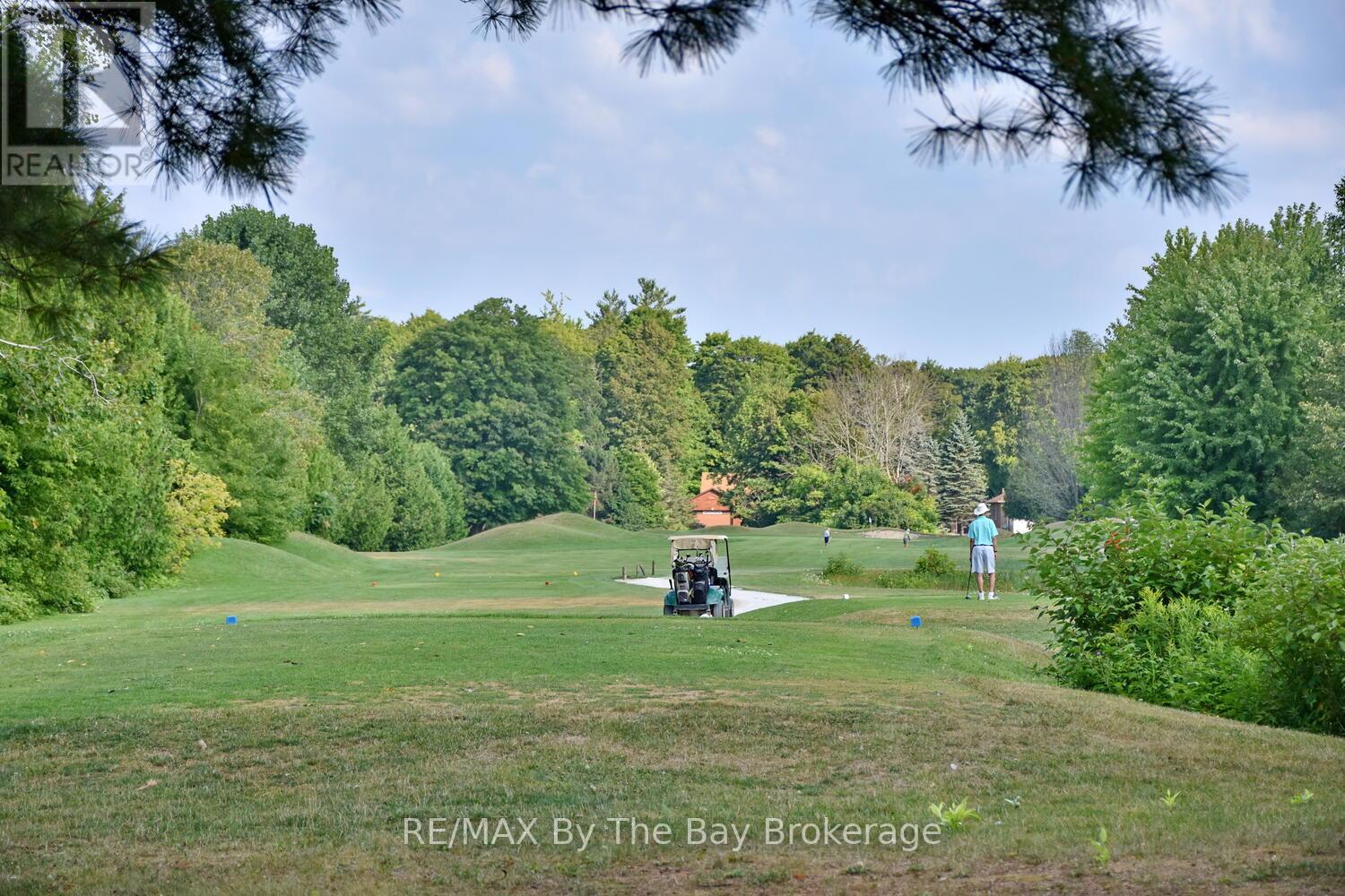 214 - 50 Mulligan Lane, Wasaga Beach, Ontario L9Z 0C5 - Photo 10 - S12351387