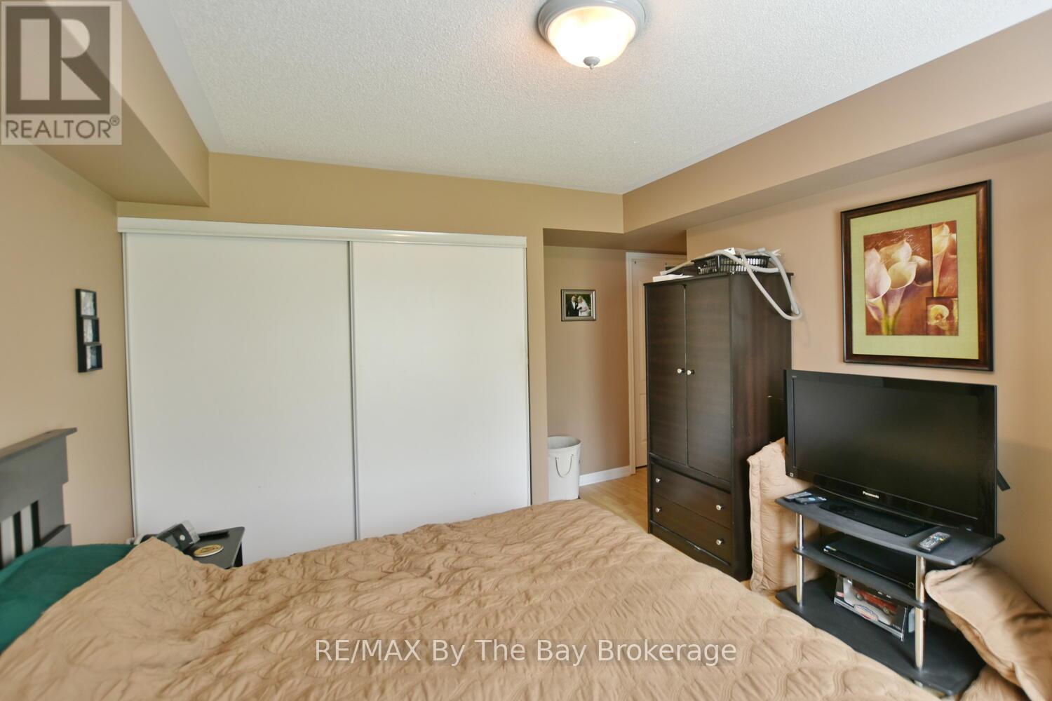 214 - 50 Mulligan Lane, Wasaga Beach, Ontario L9Z 0C5 - Photo 31 - S12351387