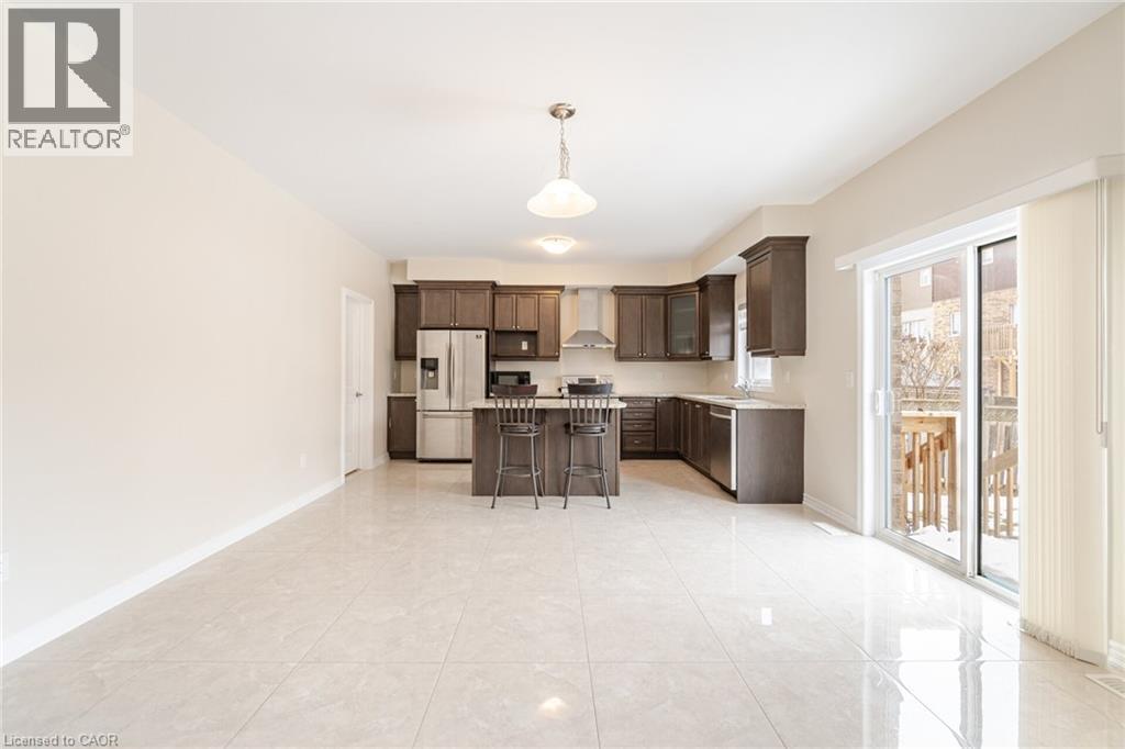 37 Pace Avenue Avenue, Brantford, Ontario  N3S 0J2 - Photo 12 - 40738760