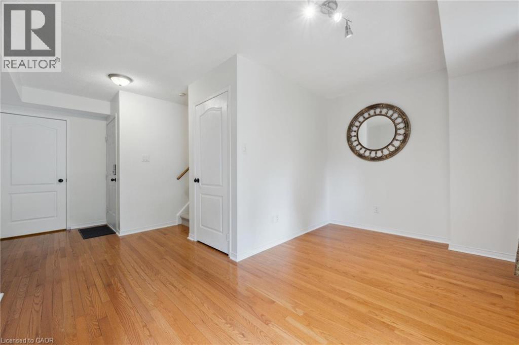 2078 Glenhampton Road, Oakville, Ontario  L6M 3X1 - Photo 19 - 40739035