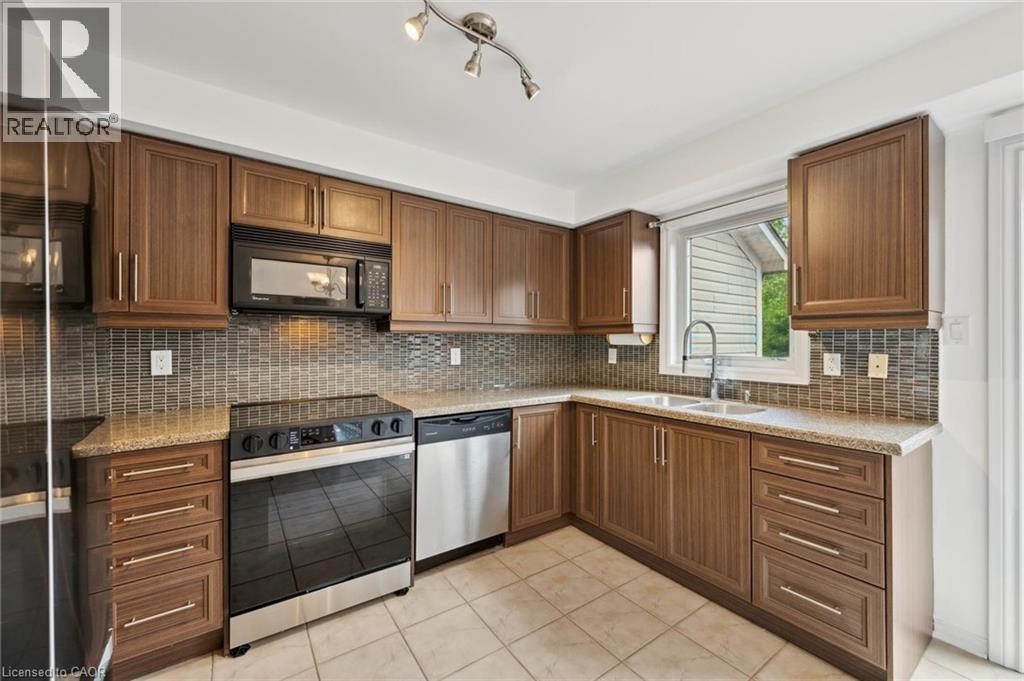 2078 Glenhampton Road, Oakville, Ontario  L6M 3X1 - Photo 6 - 40739035