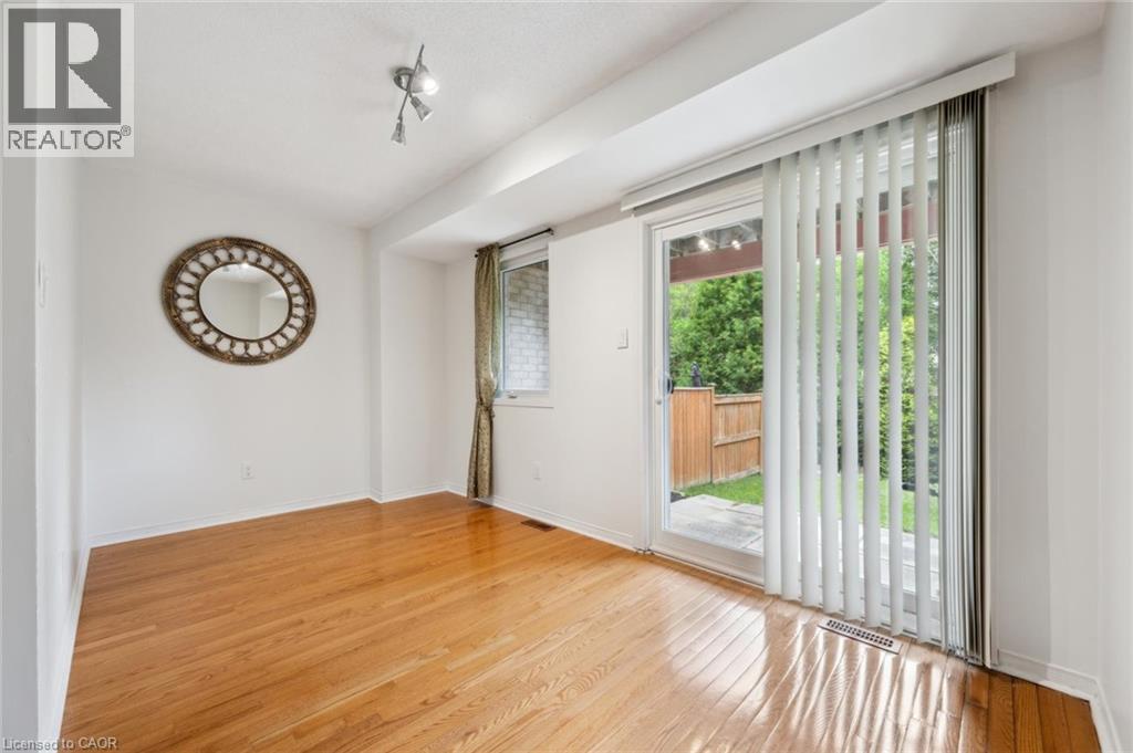 2078 Glenhampton Road, Oakville, Ontario  L6M 3X1 - Photo 18 - 40739035