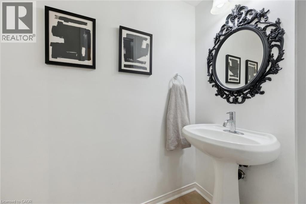 2078 Glenhampton Road, Oakville, Ontario  L6M 3X1 - Photo 11 - 40739035