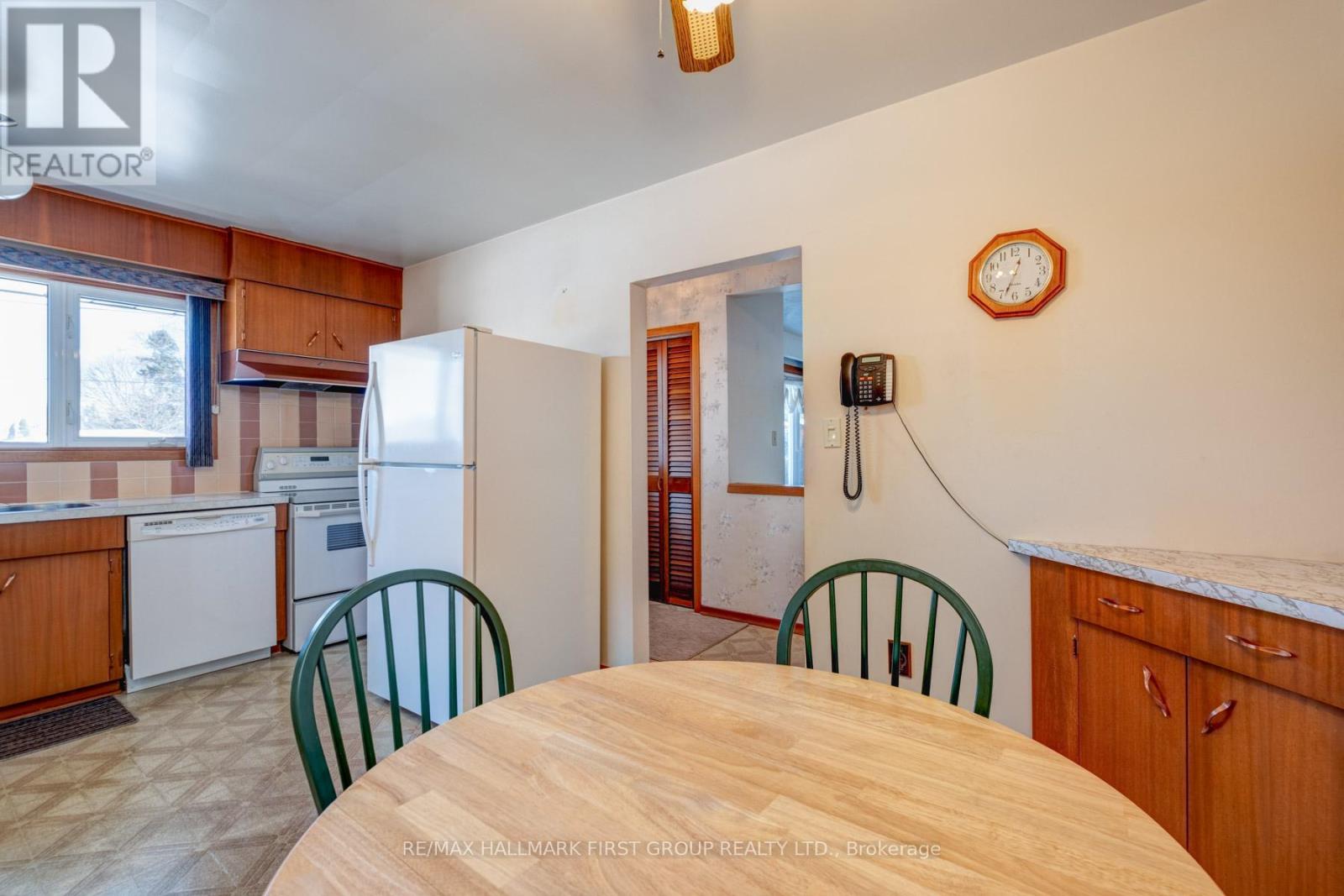 64 Gatineau Street, Oshawa, Ontario  L1H 7G3 - Photo 6 - E12352469
