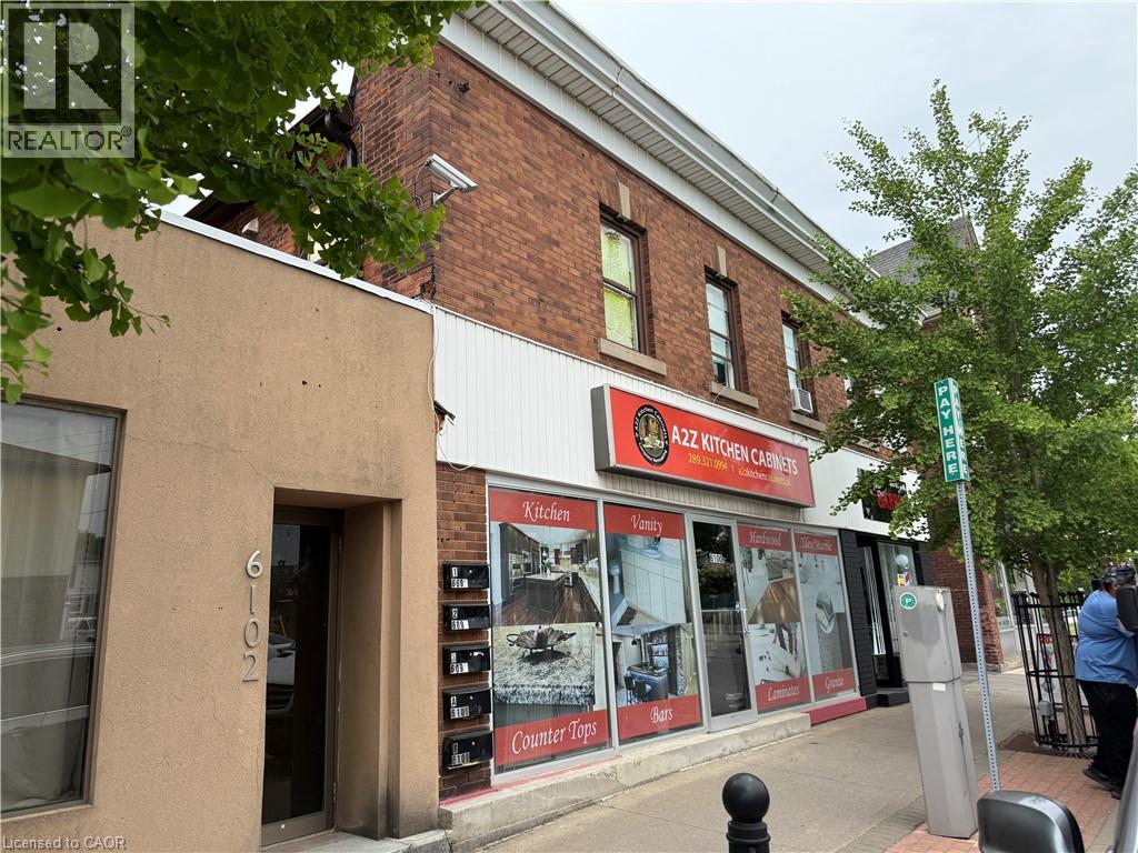 6102 Main Street, Niagara Falls, Ontario  L2G 5Z9 - Photo 2 - 40740518