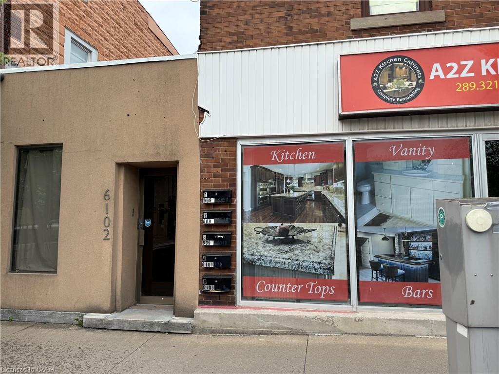 6102 Main Street, Niagara Falls, Ontario  L2G 5Z9 - Photo 3 - 40740518