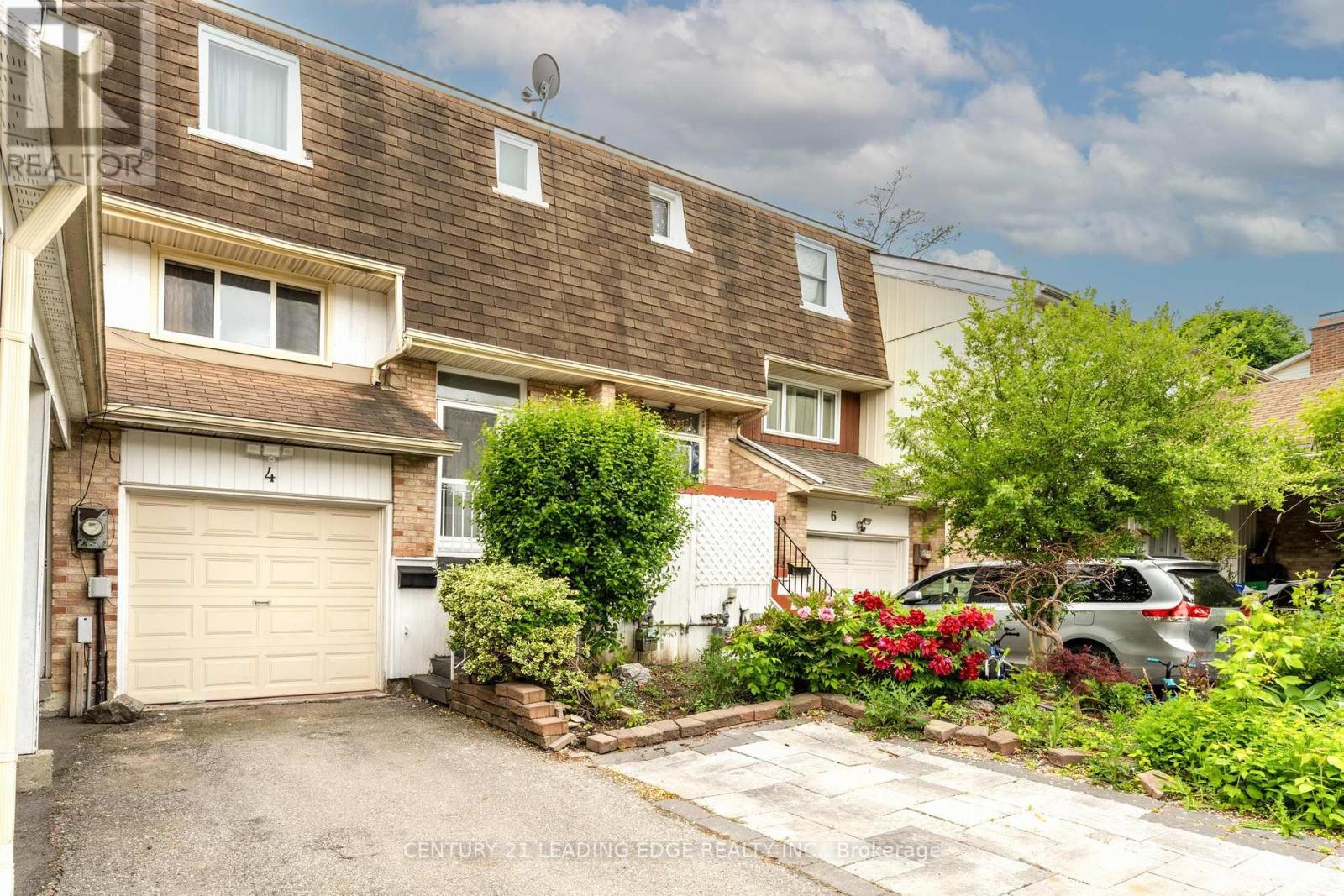Property at 4 CHAMBERS COURT image 2