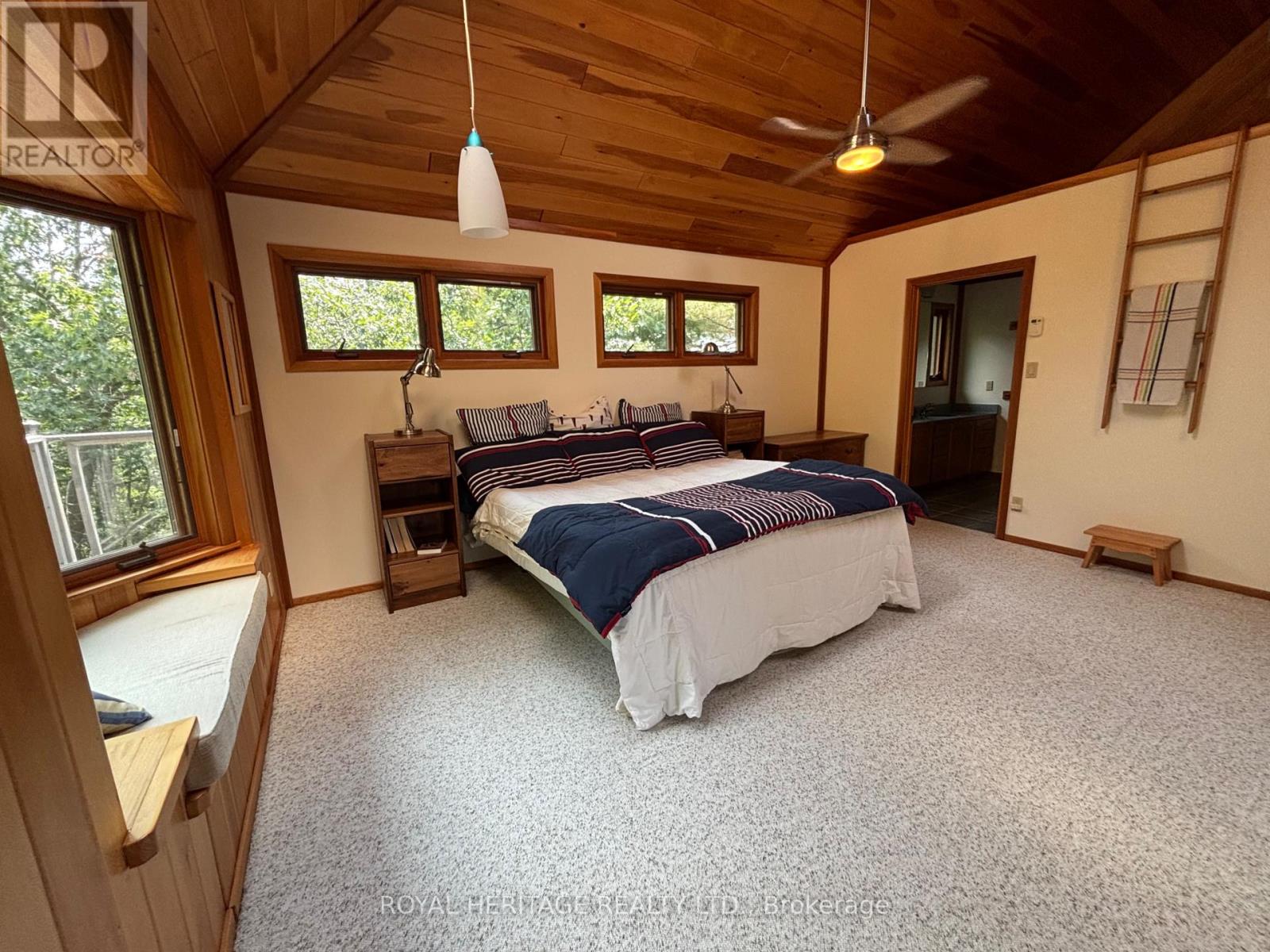7224 Island 630 Georgian Bay, Georgian Bay, Ontario  P0E 1E0 - Photo 24 - X12340972