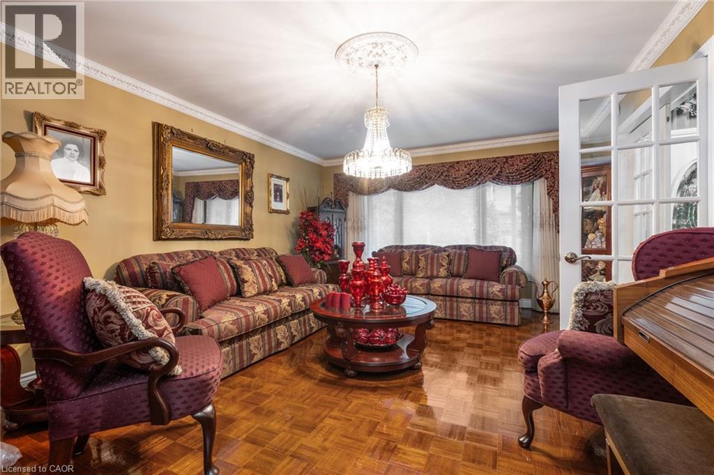2545 Pollard Drive, Mississauga, Ontario  L5C 3G9 - Photo 7 - 40740844