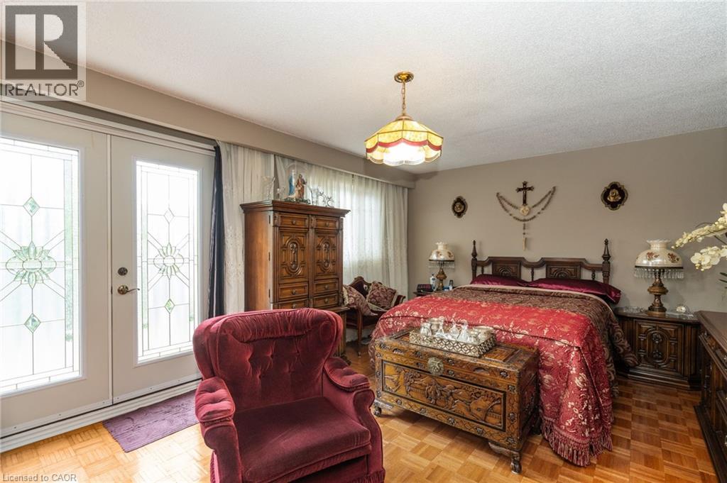 2545 Pollard Drive, Mississauga, Ontario  L5C 3G9 - Photo 15 - 40740844