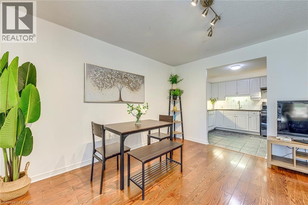 1058 Falgarwood Drive Unit# 133, Oakville, Ontario  L6H 2P3 - Photo 10 - 40741258