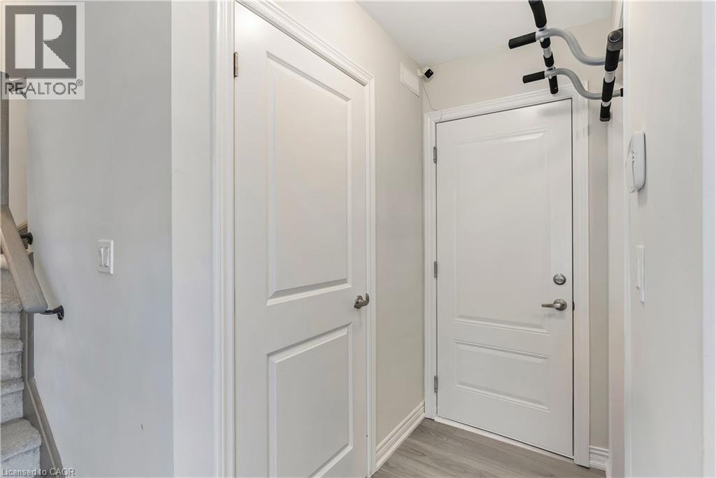40 Zinfandel Drive, Hamilton, Ontario  L8E 0L1 - Photo 8 - 40741925