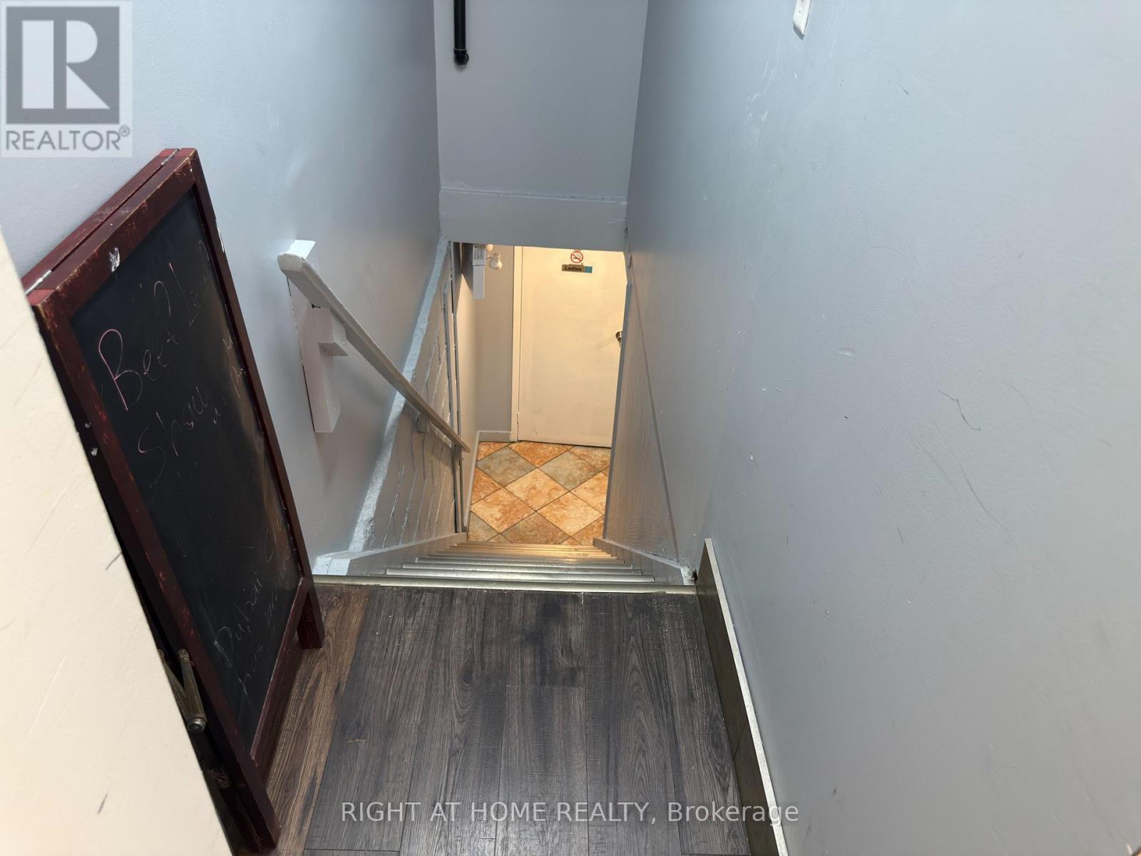 1549 Bayview Avenue, Toronto, Ontario M4G 3B5 - Photo 29 - C12352301