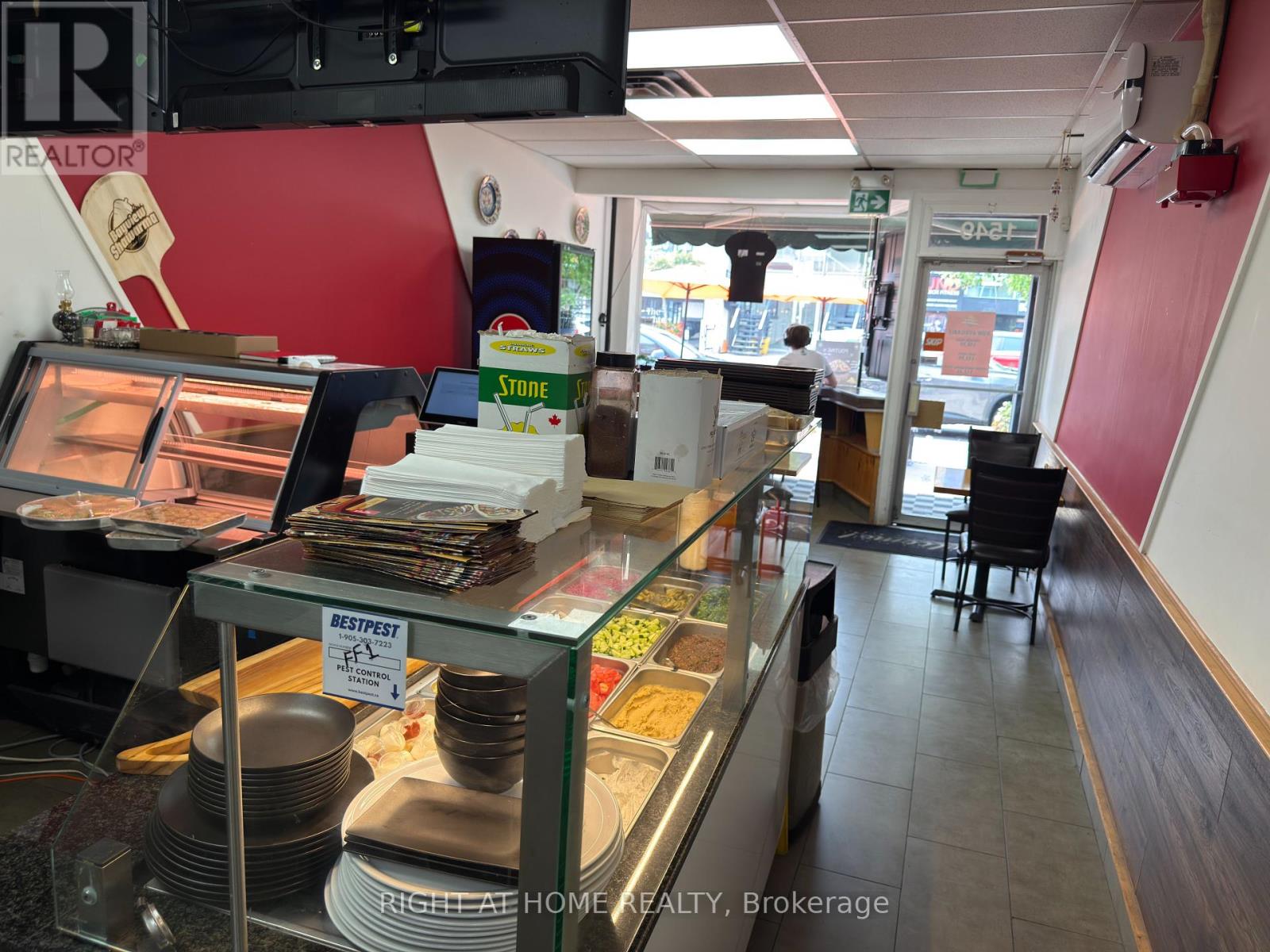 1549 Bayview Avenue, Toronto, Ontario M4G 3B5 - Photo 8 - C12352301