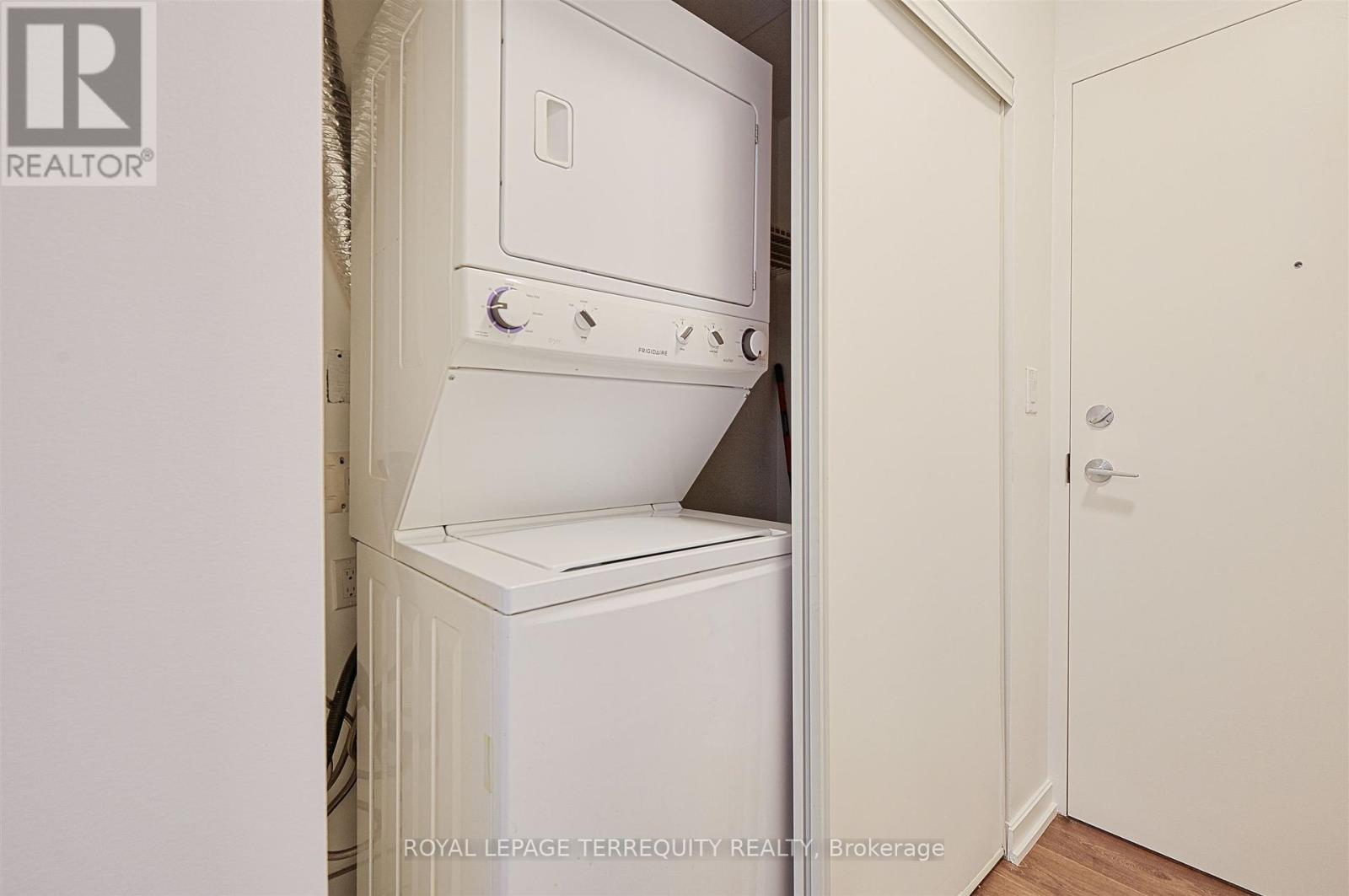 201 - 62 Forest Manor Road, Toronto, Ontario  M2J 0B6 - Photo 22 - C12352376