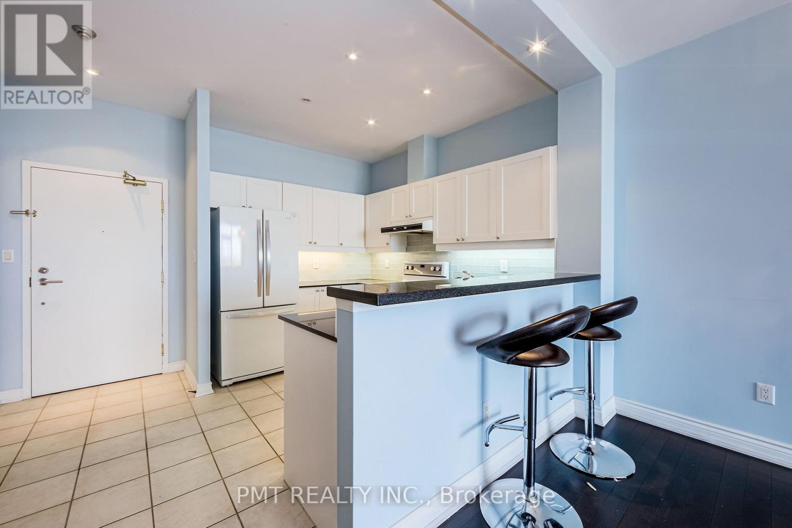 606 - 1 Leaside Park Drive, Toronto, Ontario  M4H 1R1 - Photo 13 - C12352400