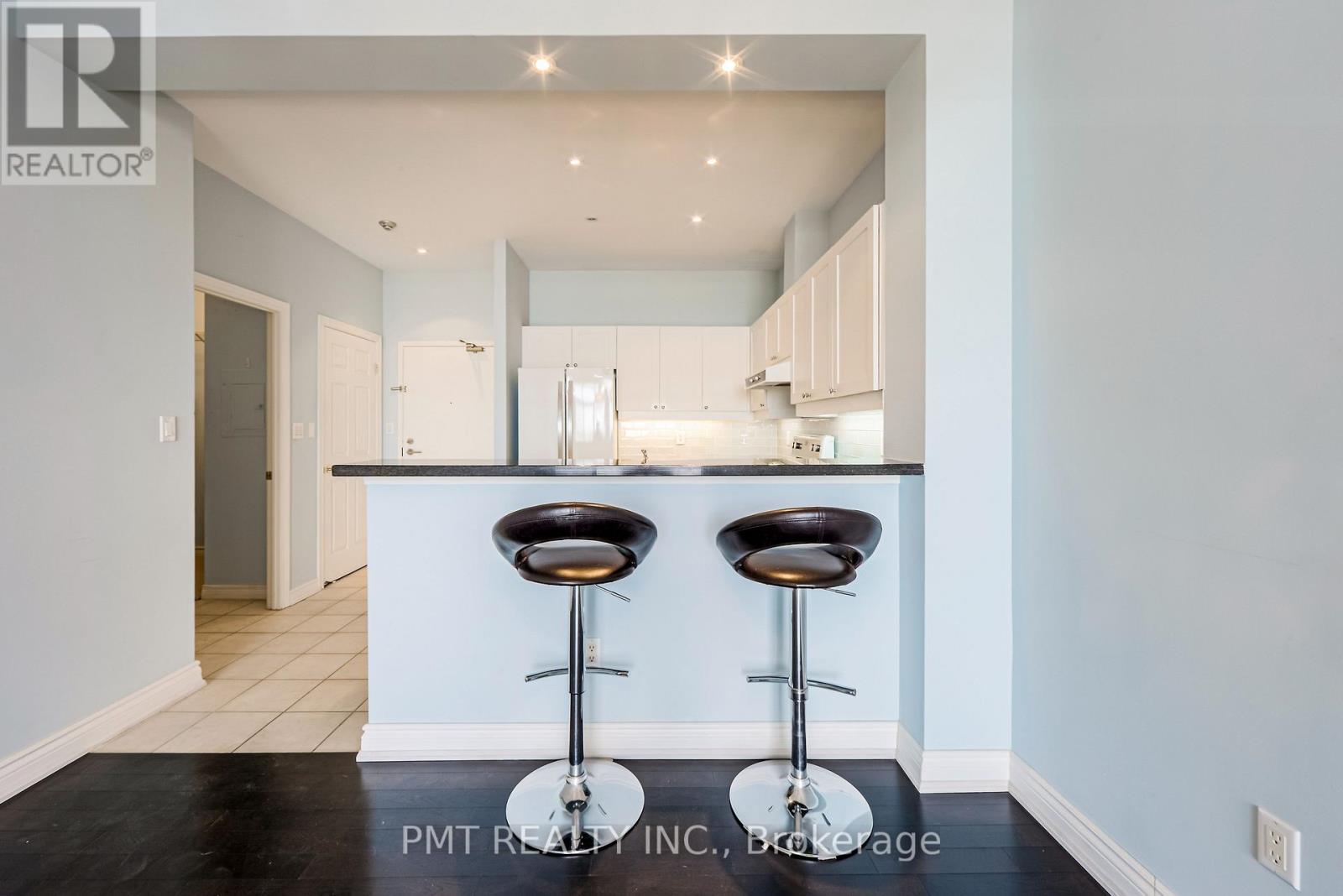 606 - 1 Leaside Park Drive, Toronto, Ontario  M4H 1R1 - Photo 14 - C12352400