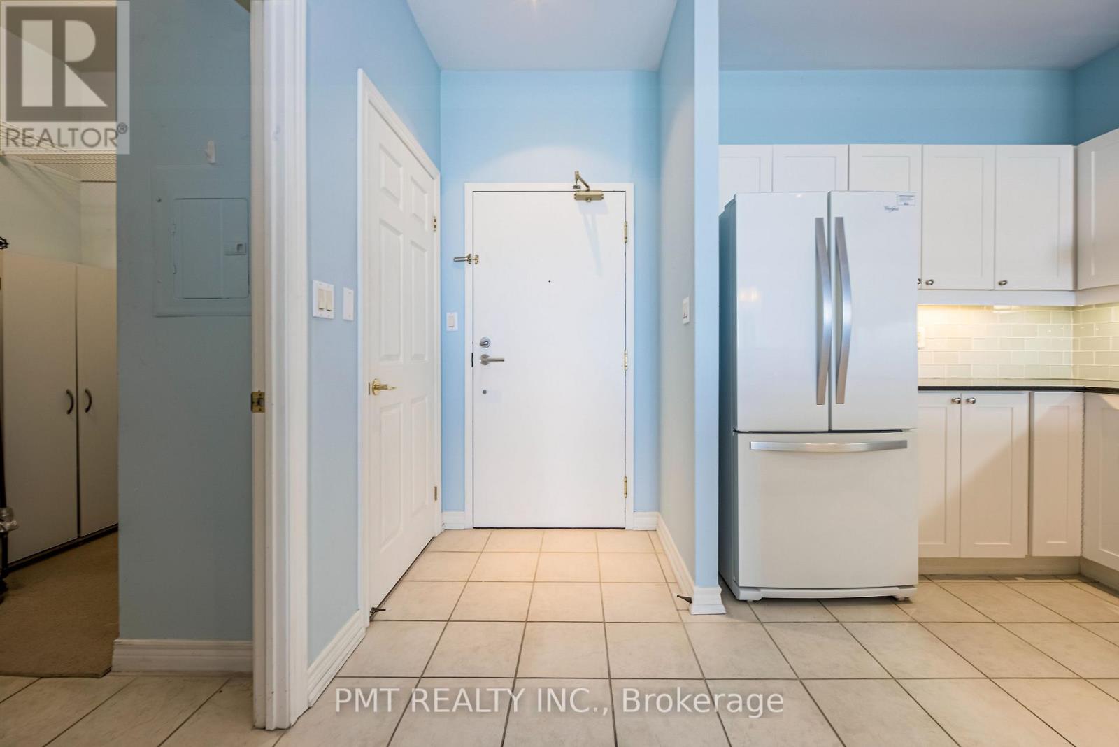 606 - 1 Leaside Park Drive, Toronto, Ontario  M4H 1R1 - Photo 15 - C12352400