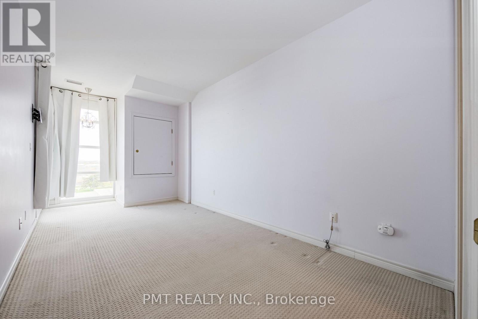606 - 1 Leaside Park Drive, Toronto, Ontario  M4H 1R1 - Photo 19 - C12352400