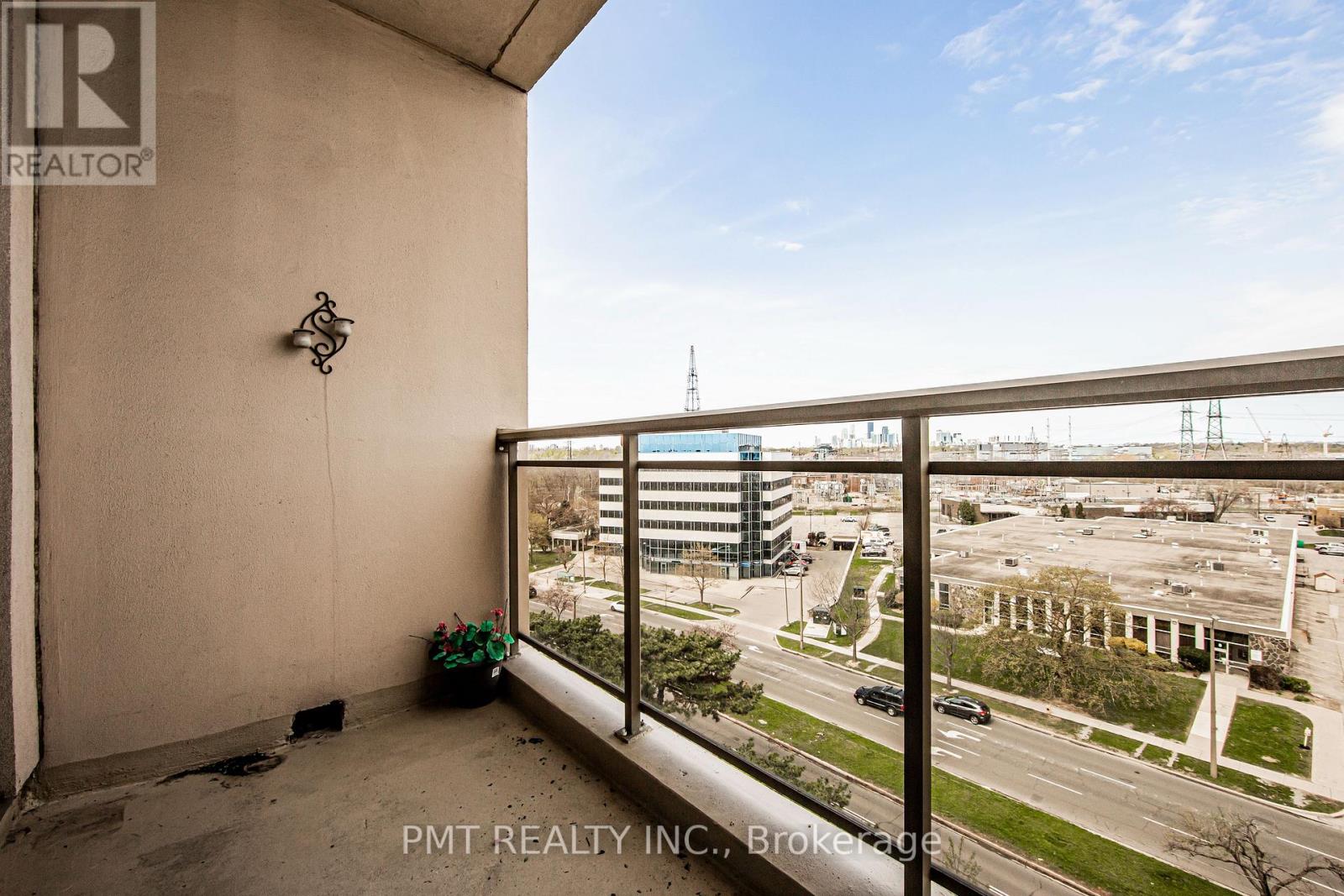 606 - 1 Leaside Park Drive, Toronto, Ontario  M4H 1R1 - Photo 26 - C12352400