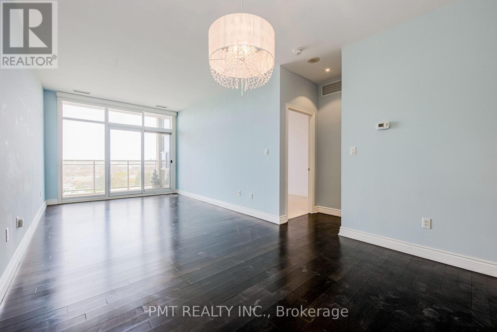 606 - 1 Leaside Park Drive, Toronto, Ontario  M4H 1R1 - Photo 5 - C12352400