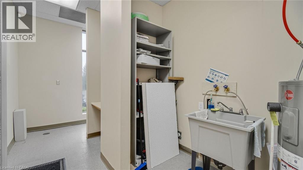 2 Castlewood Boulevard Unit# 12, Dundas, Ontario  L9H 7M8 - Photo 13 - 40741937