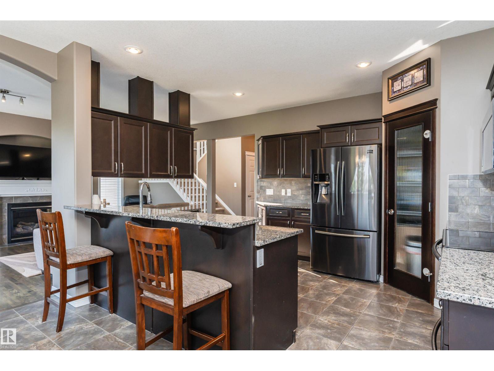 72 Rue Blanchard, Beaumont, Alberta  T4X 0E7 - Photo 4 - E4452114