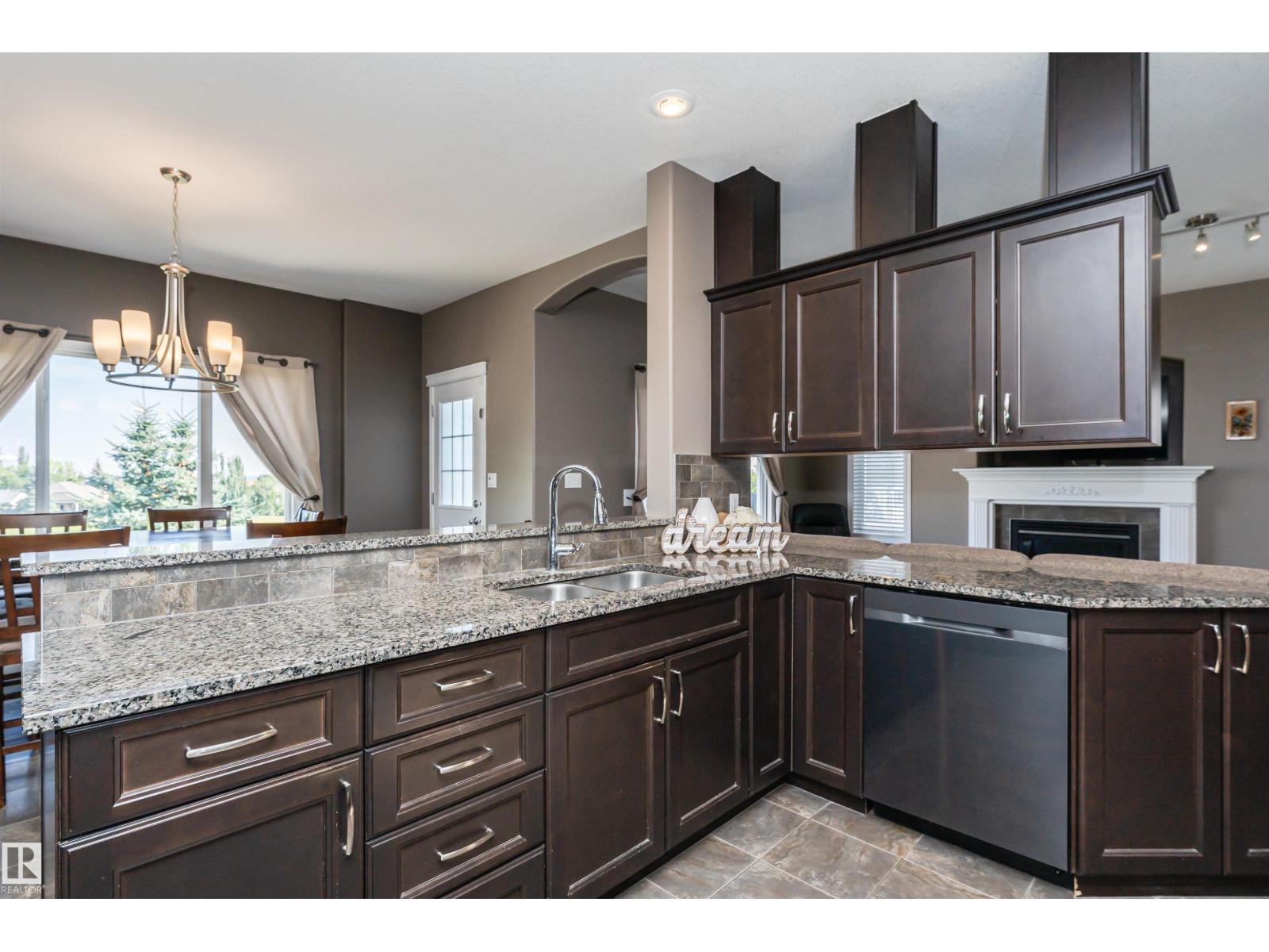 72 Rue Blanchard, Beaumont, Alberta  T4X 0E7 - Photo 31 - E4452114