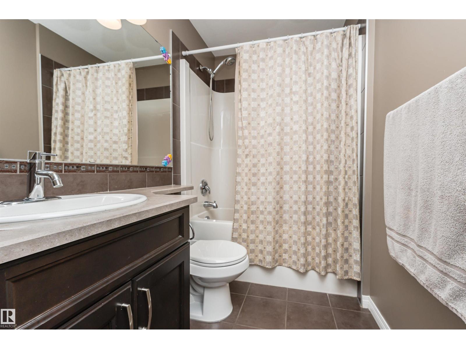 72 Rue Blanchard, Beaumont, Alberta  T4X 0E7 - Photo 49 - E4452114