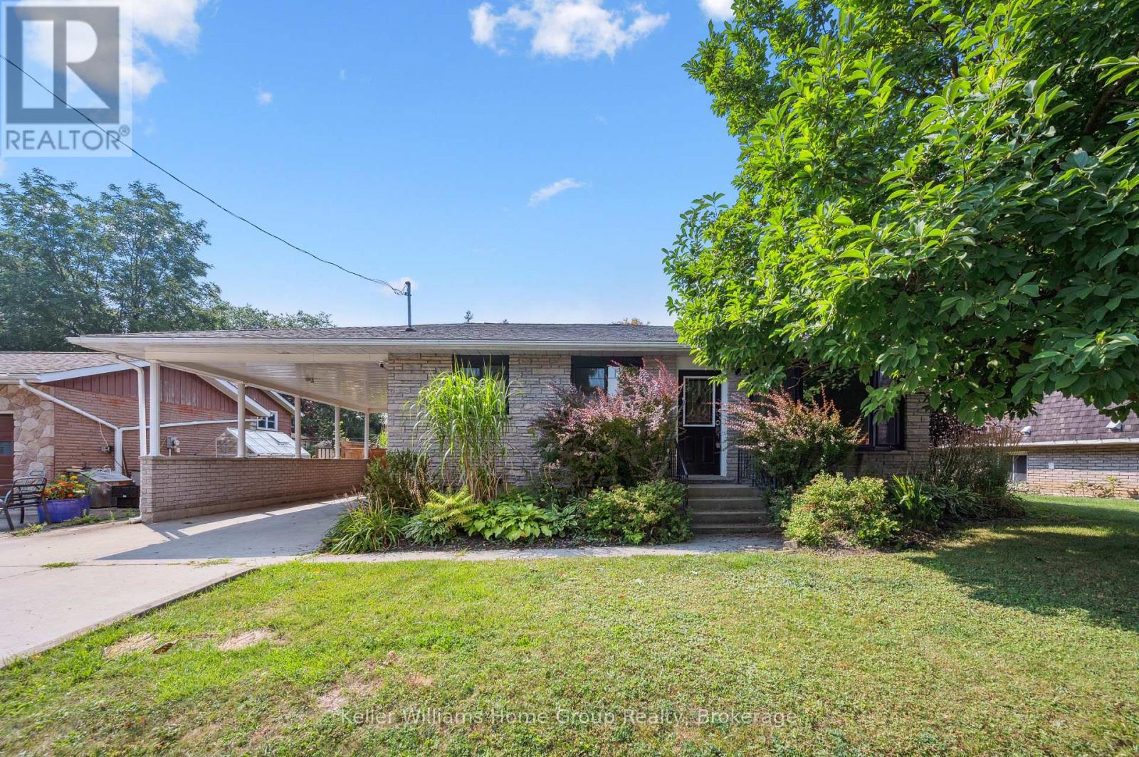 Property at 475 5TH STREET image 2