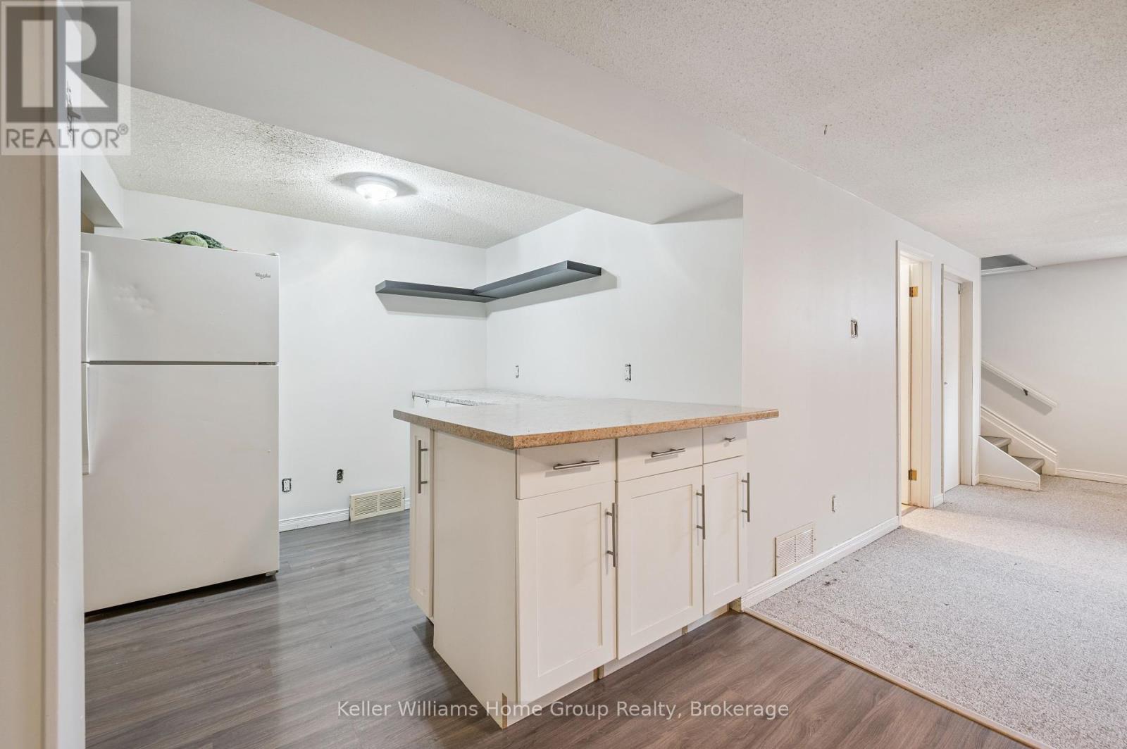 475 5th Street, Hanover, Ontario N4N 3H3 - Photo 24 - X12352457