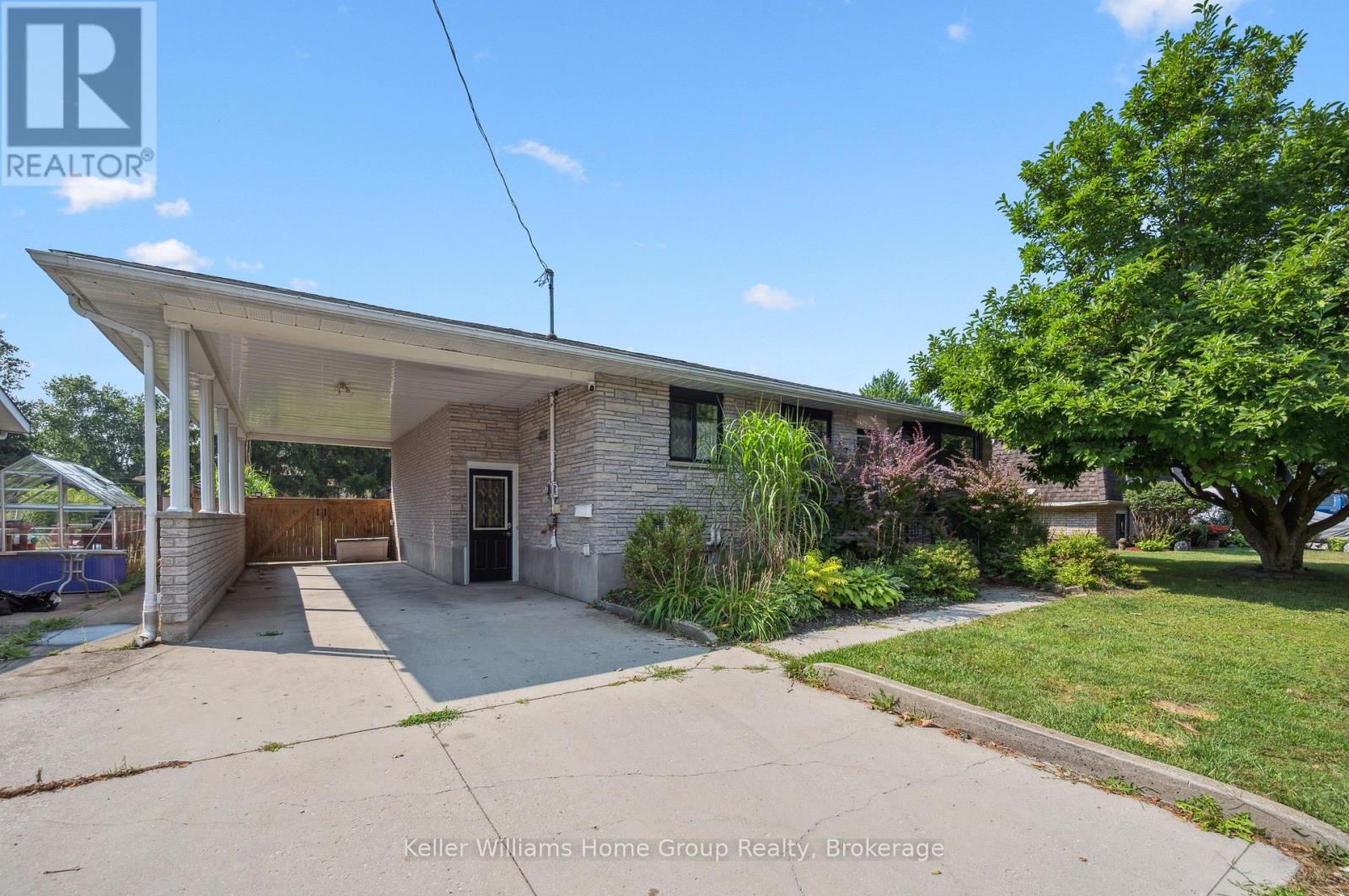 Property at 475 5TH STREET image 3