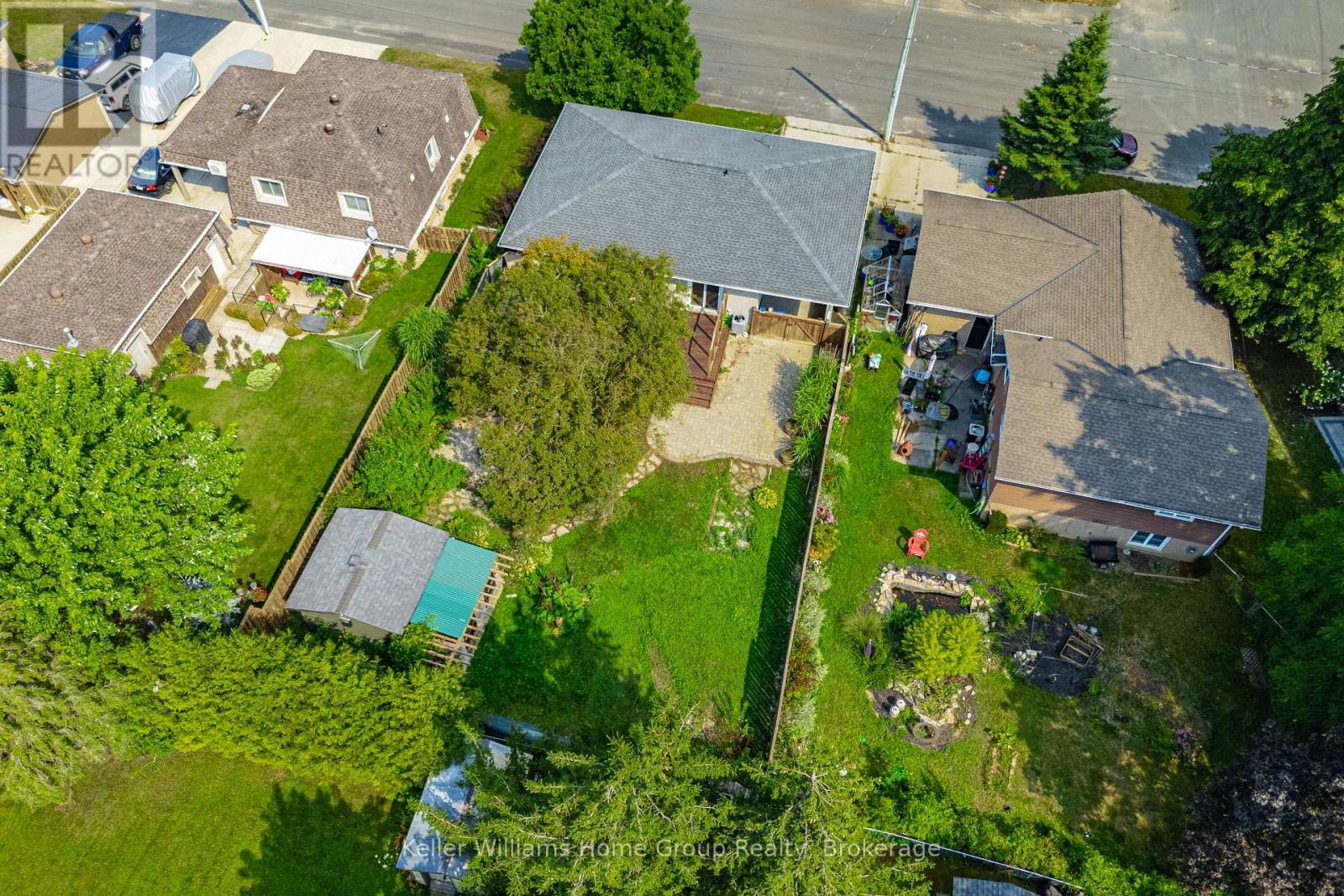 475 5th Street, Hanover, Ontario N4N 3H3 - Photo 43 - X12352457