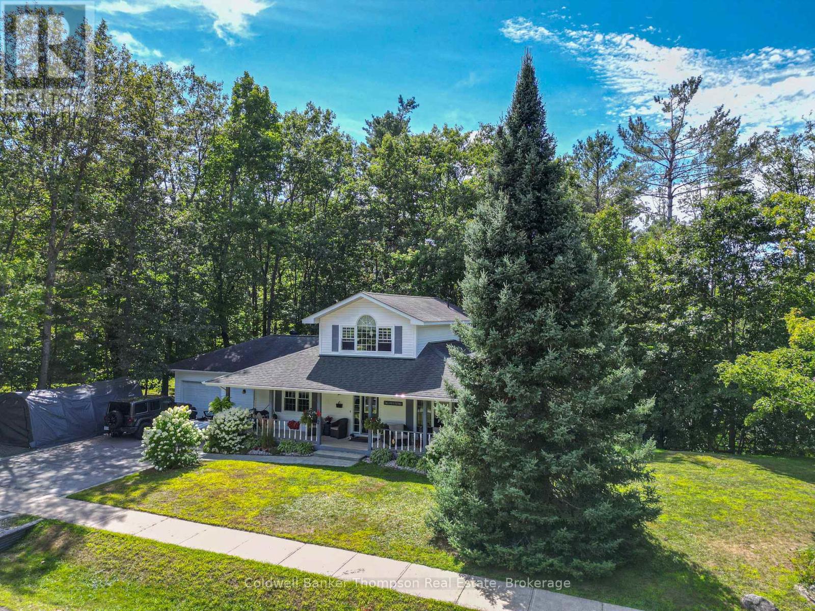 2 The Granite Bluff, Bracebridge, Ontario  P1L 1L4 - Photo 1 - X12352465