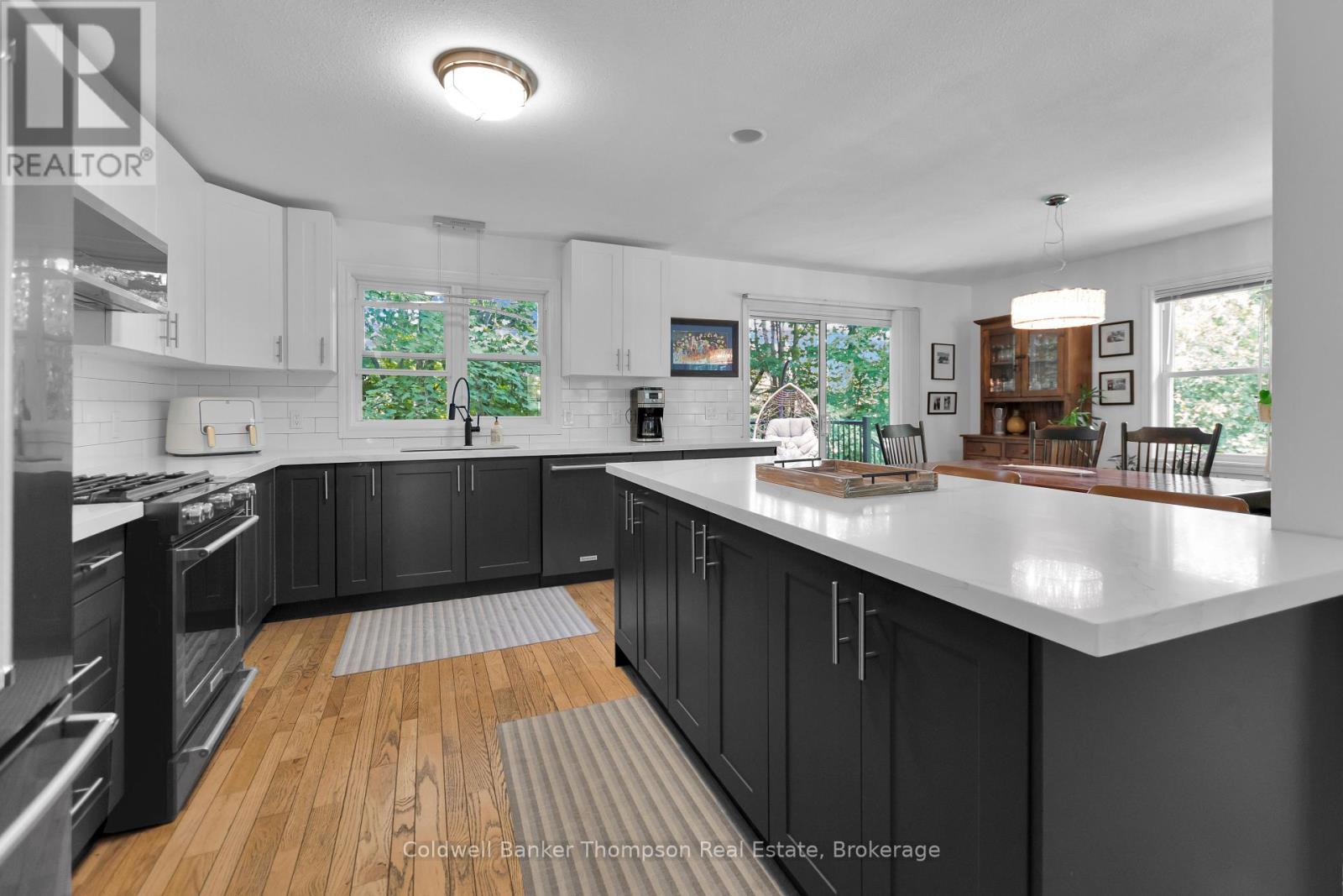 2 The Granite Bluff, Bracebridge, Ontario  P1L 1L4 - Photo 5 - X12352465