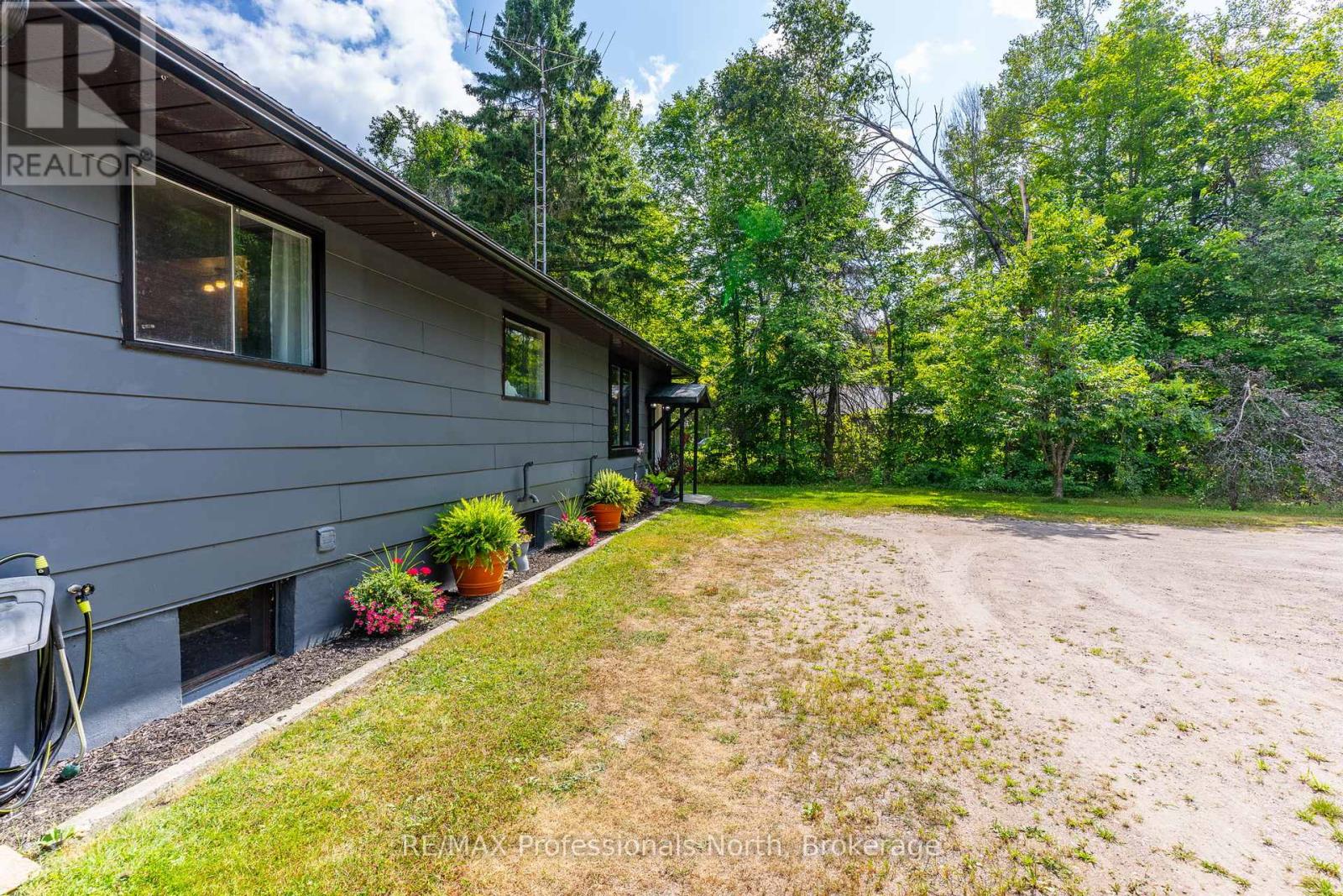 3866 Deep Bay Road, Minden Hills, Ontario  K0M 2K0 - Photo 2 - X12352483