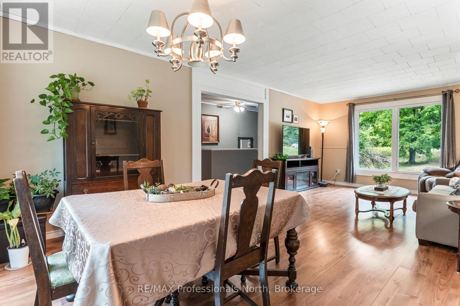 3866 Deep Bay Road, Minden Hills, Ontario  K0M 2K0 - Photo 8 - X12352483