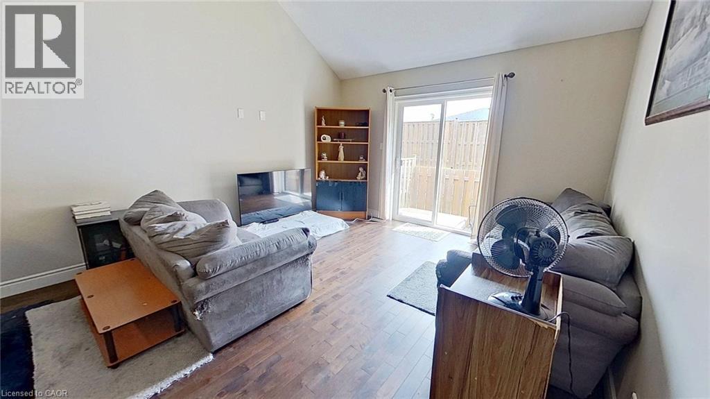 1 Chamberlain Avenue Unit# 5, Ingersoll, Ontario  N5C 0C7 - Photo 8 - 40742794