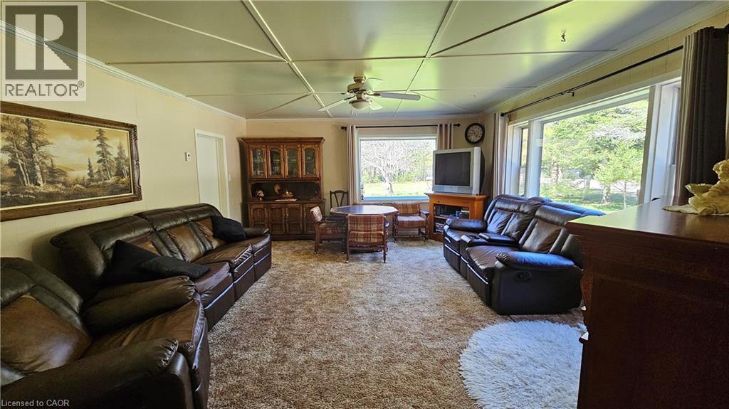 640 Tiny Beaches Road N, Tiny, Ontario  L0L 2J0 - Photo 11 - 40742858