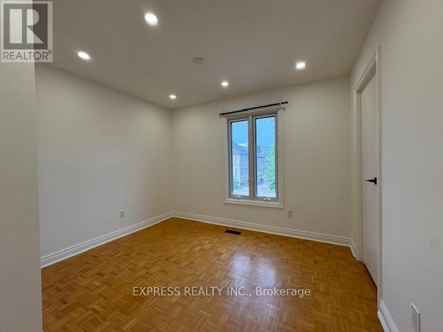 2 Pearson Ave Avenue, Richmond Hill, Ontario  L4C 6T5 - Photo 13 - N12352309