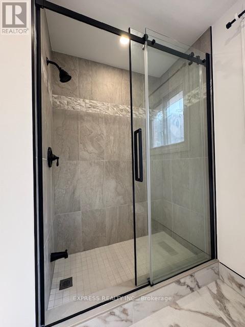 2 Pearson Ave Avenue, Richmond Hill, Ontario  L4C 6T5 - Photo 19 - N12352309