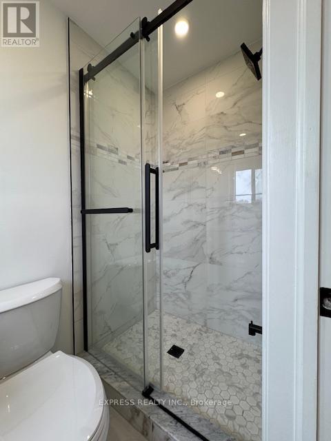 2 Pearson Ave Avenue, Richmond Hill, Ontario  L4C 6T5 - Photo 20 - N12352309
