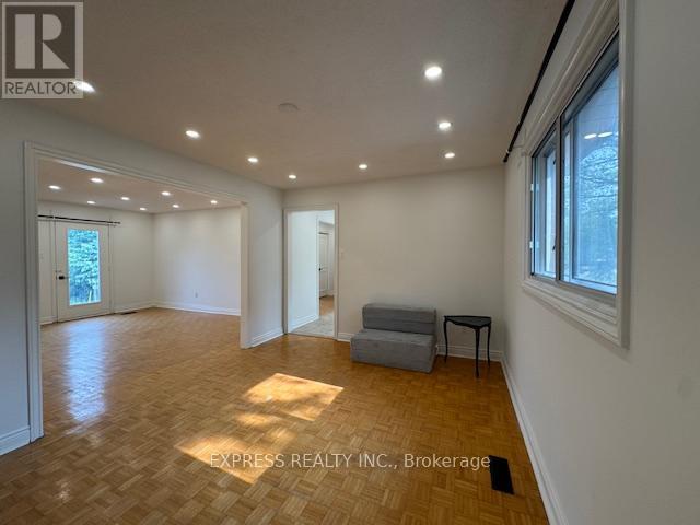 2 Pearson Ave Avenue, Richmond Hill, Ontario  L4C 6T5 - Photo 25 - N12352309